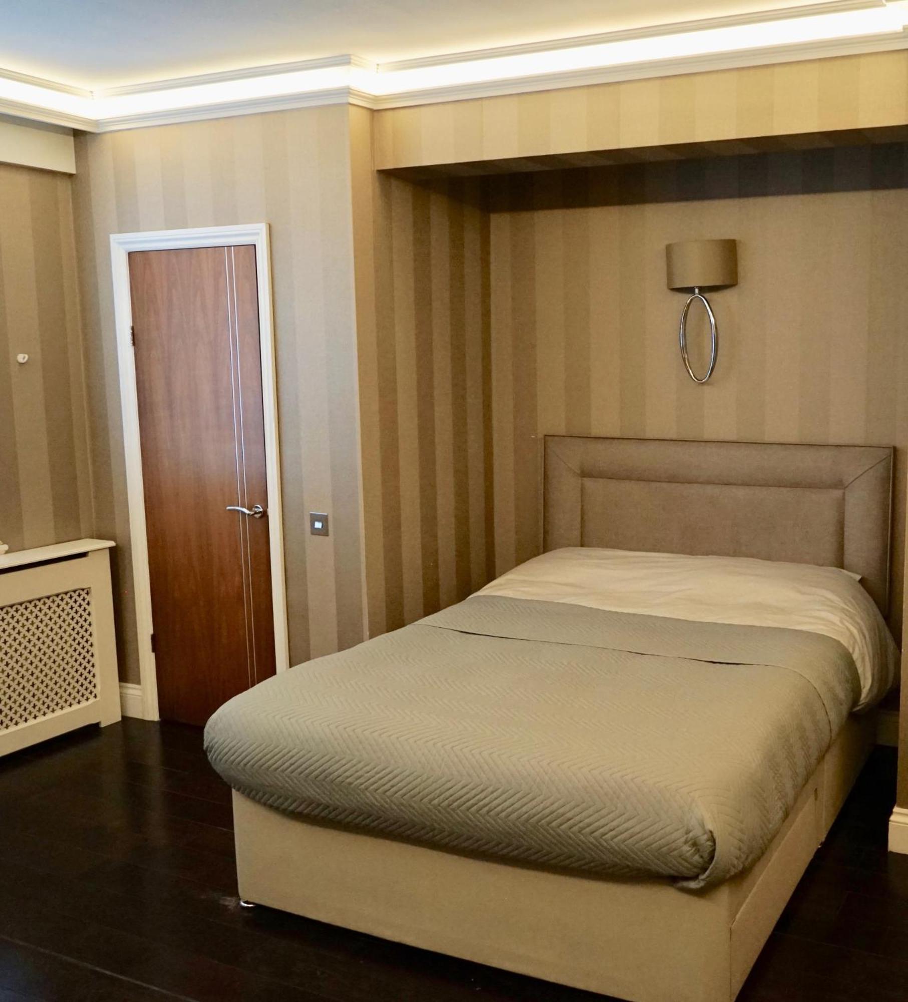 Prime Location Studio Apartment Londra Exterior foto
